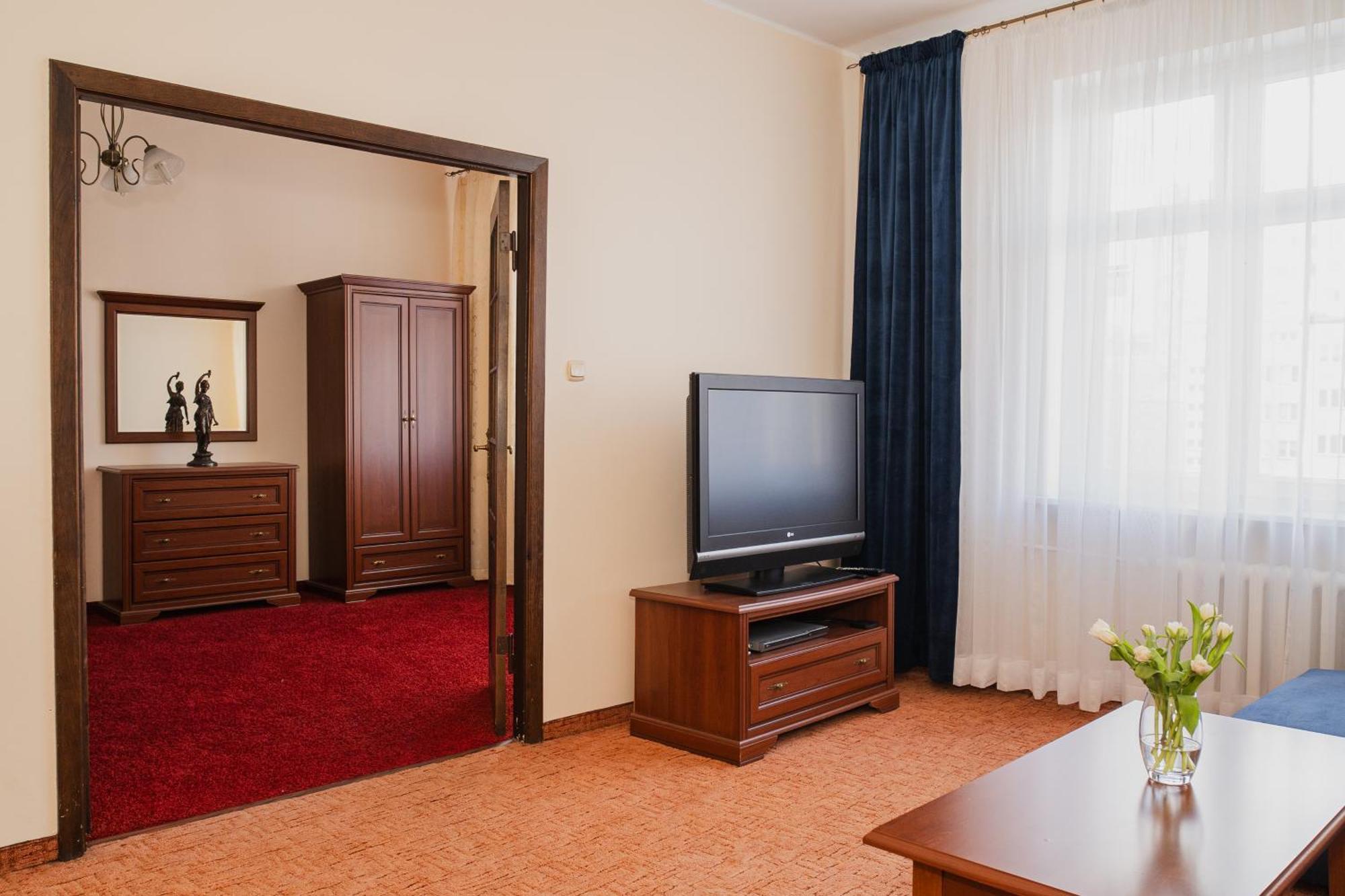 Totu Home Classic Apartment Гдыня Экстерьер фото